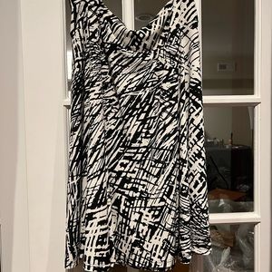 Avenue skirt